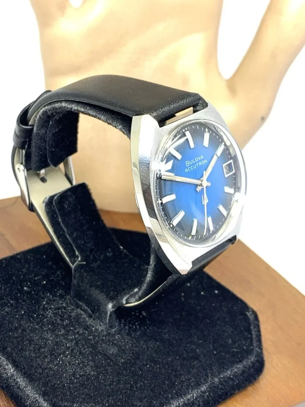 Bulova Accutron Men's Watch Vintage 1973 Quartz Blue Dial Black Leather Strap